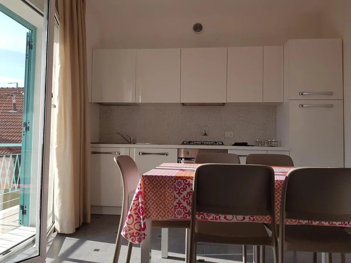 Case Azzurro Arma di Taggia Apartment